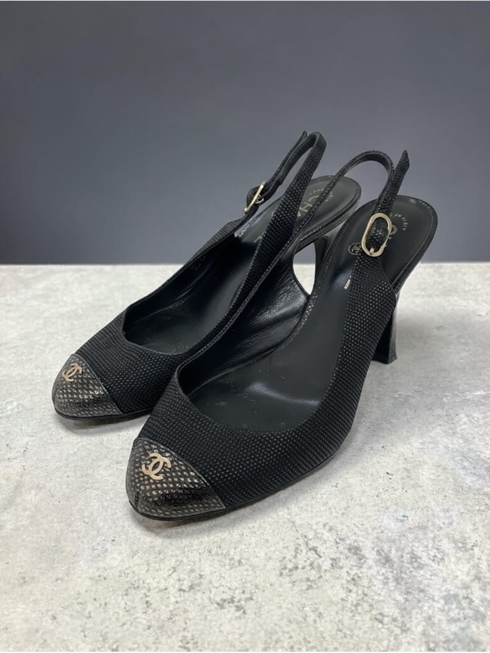 CHANEL Black Slingback Peep-Toe Heels with Gold CC Cap-Toe - Picture 6 of 12